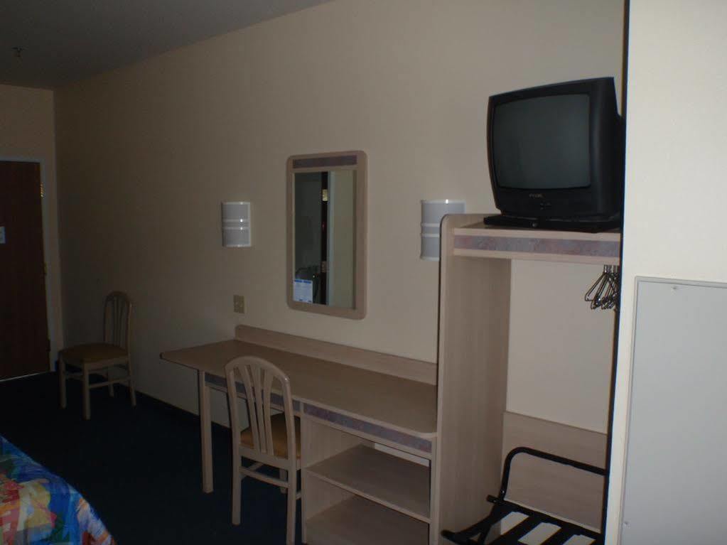 Econo Lodge Hot Springs Zewnętrze zdjęcie