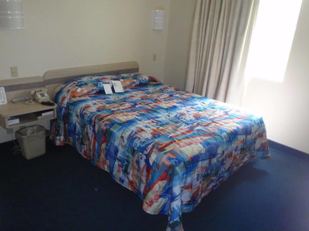 Econo Lodge Hot Springs Zewnętrze zdjęcie